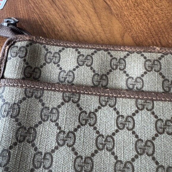 Gucci toiletry bag - Picture 2 of 4